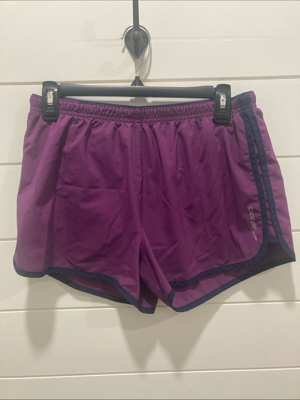 Brooks Go-To Plum w/Navy Athletic Performance Running Shorts-Sz M-GUC-Sportswear